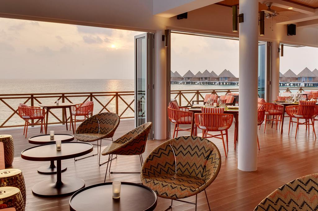 Mercure Maldives Kooddoo Resort image 8