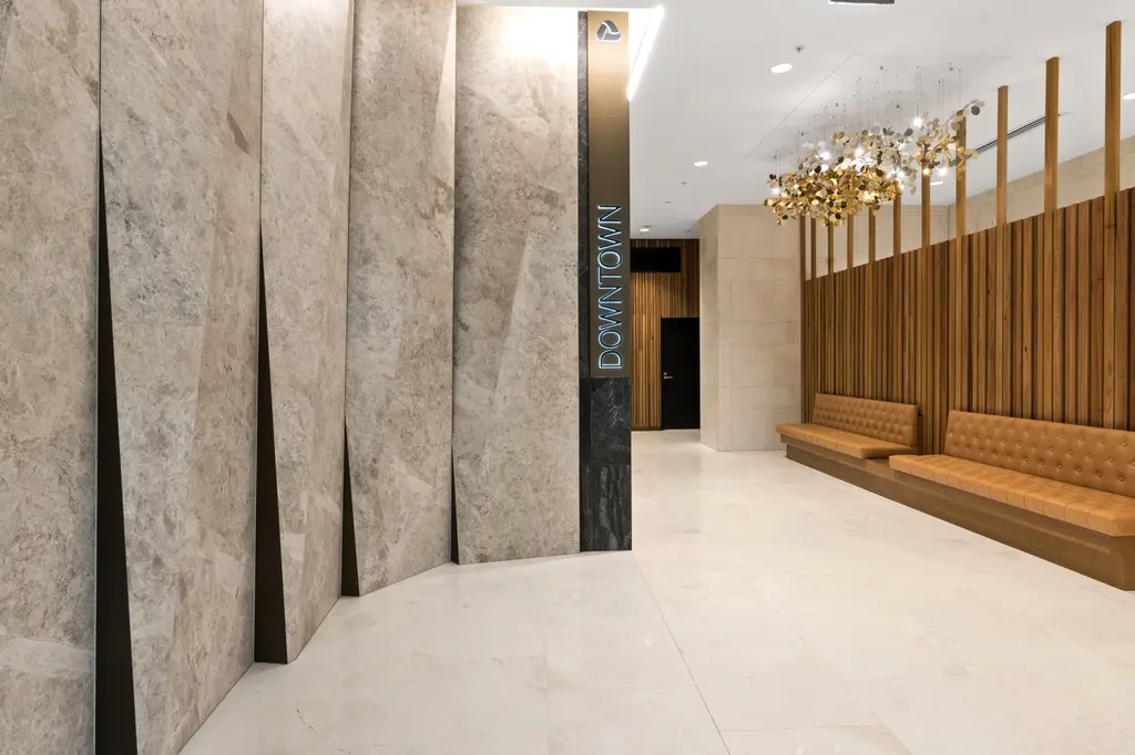 CLLIX Brisbane Skytower Apartments image 13