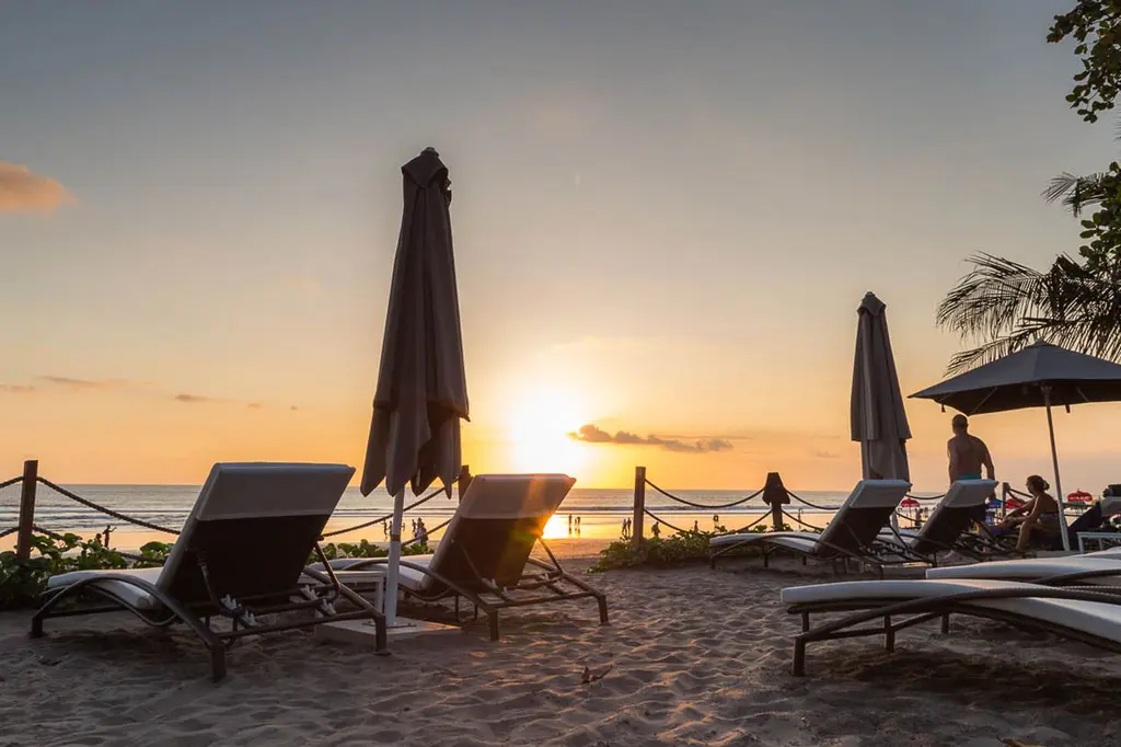 Double-Six Luxury Hotel image 9