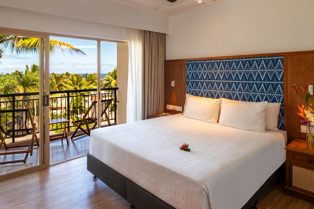 Outrigger Fiji Beach Resort image 3