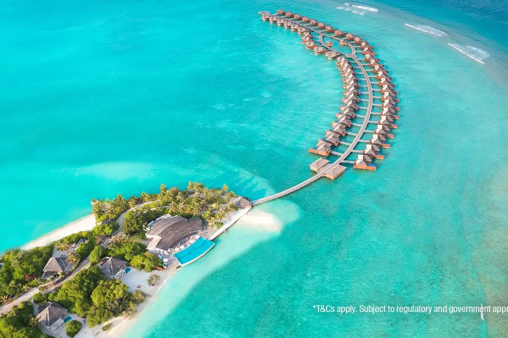 Hideaway Beach Resort & Spa image 1