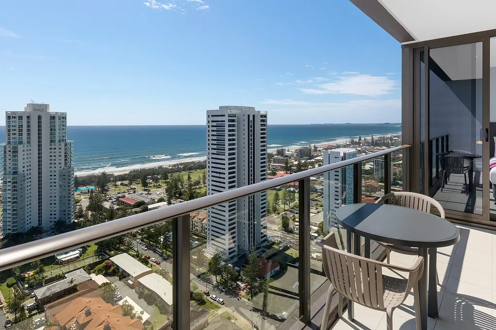Avani Broadbeach Residences image 4
