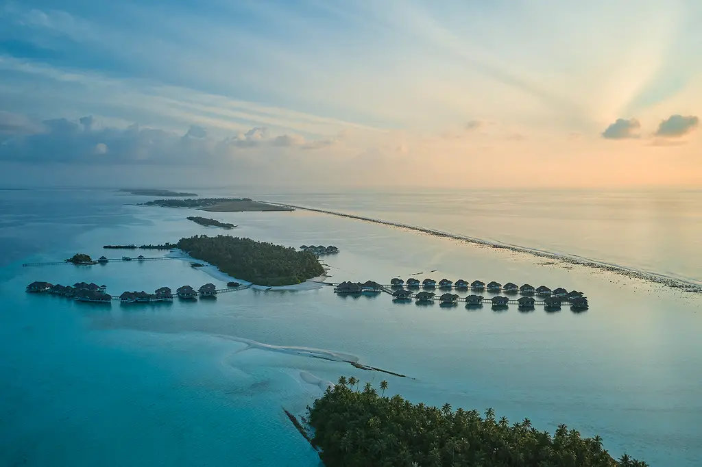 COMO Maalifushi image 1
