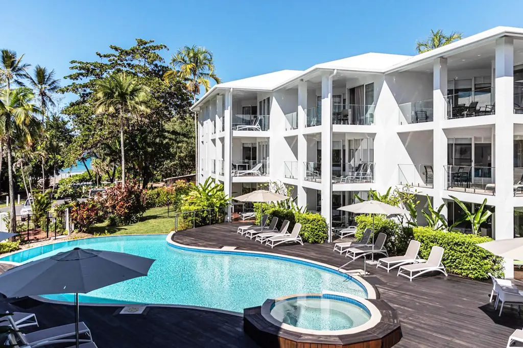 Beaches Port Douglas image 13