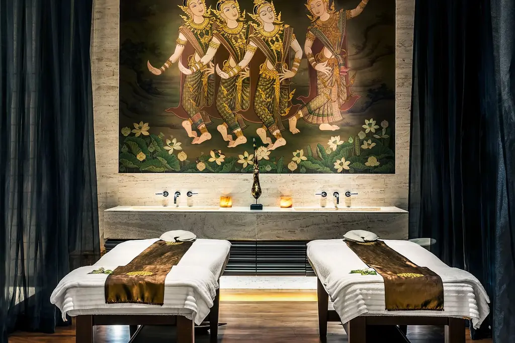 Pullman Bangkok King Power image 13