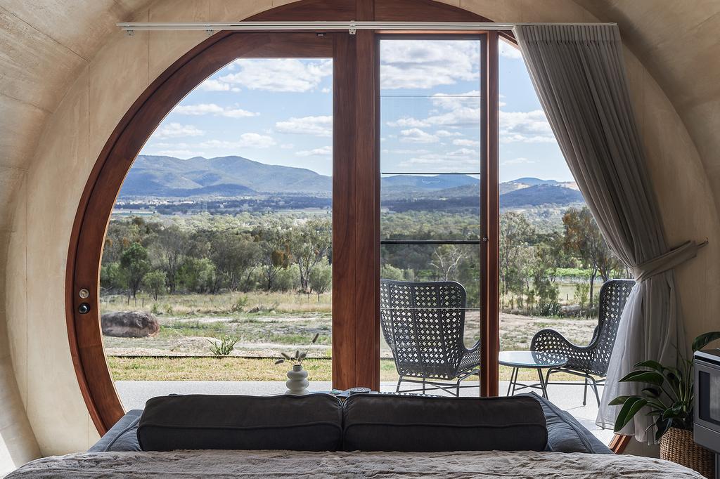 Barrel View Luxury Cabins image 3