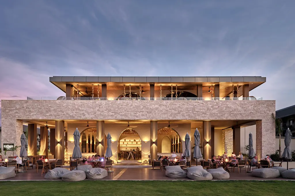 Crowne Plaza Fiji Nadi Bay Resort & Spa, an IHG Hotel image 5