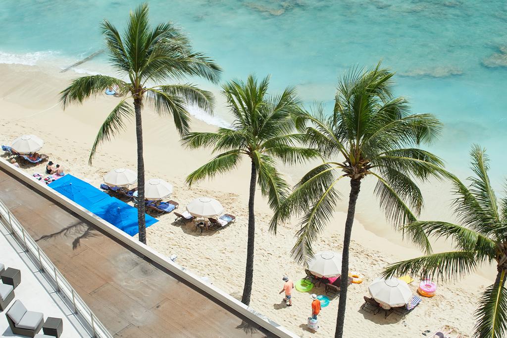 OUTRIGGER Reef Waikiki Beach Resort image 4