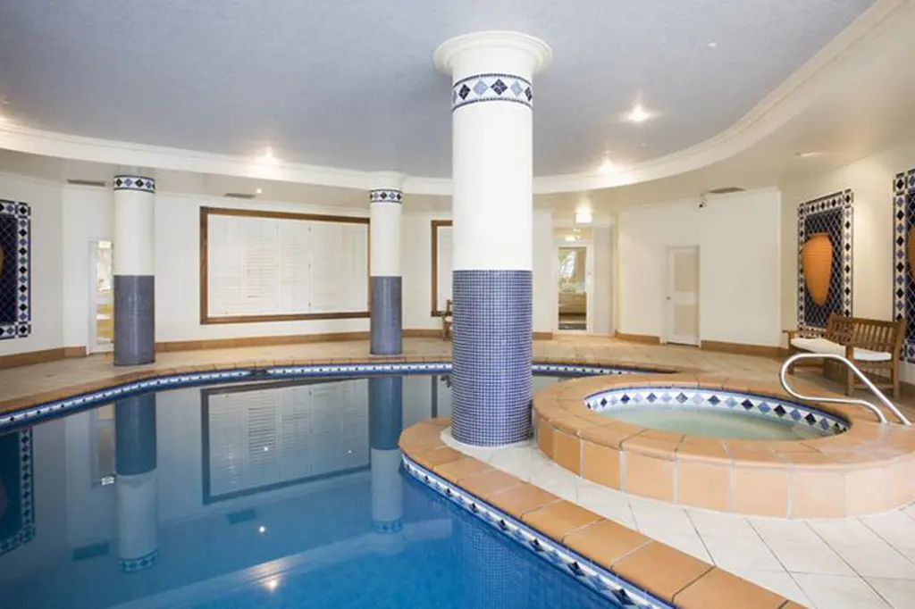 BreakFree Moroccan Surfers Paradise image 9