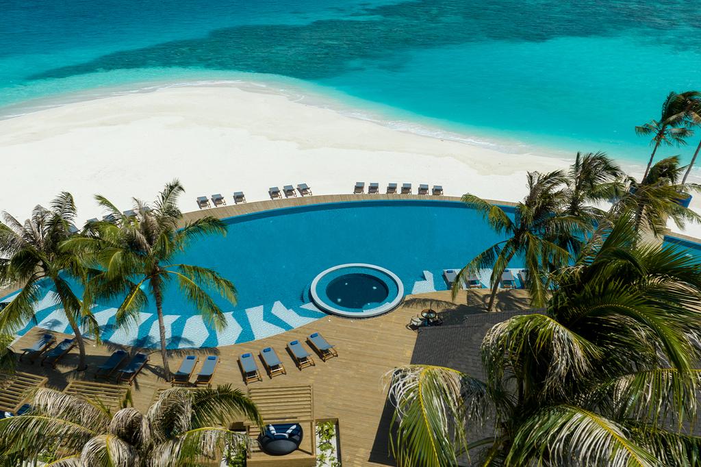 Avani+ Fares Maldives Resort image 2