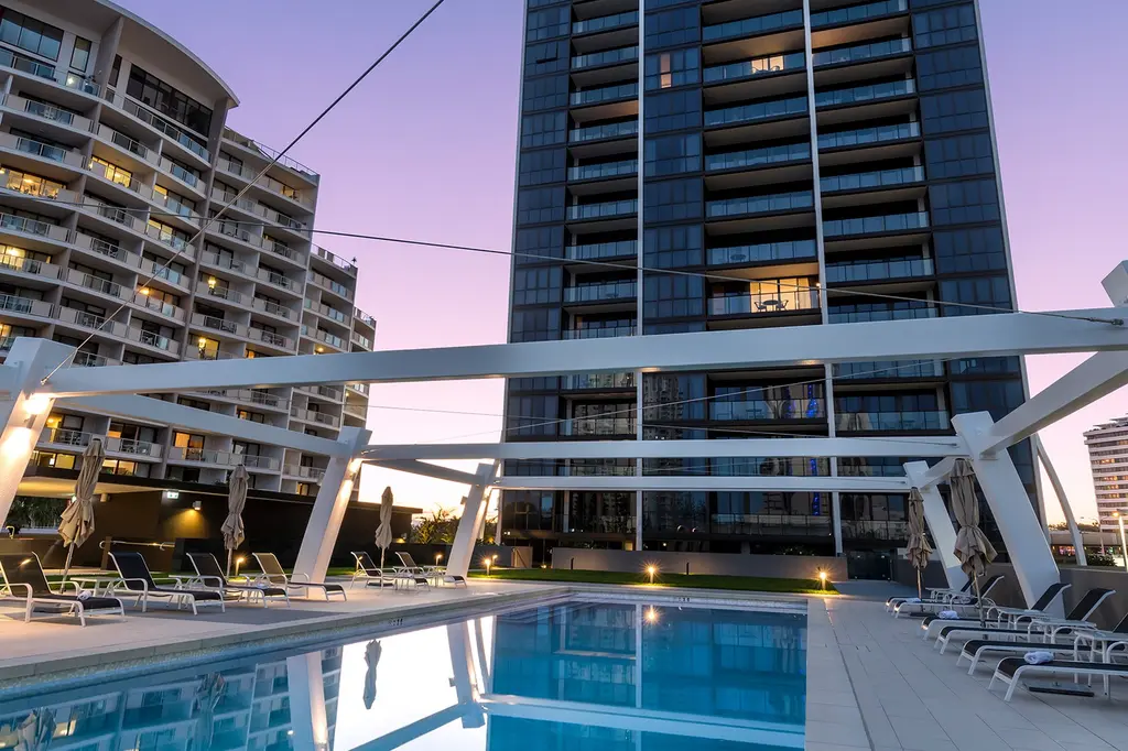Avani Broadbeach Residences image 6