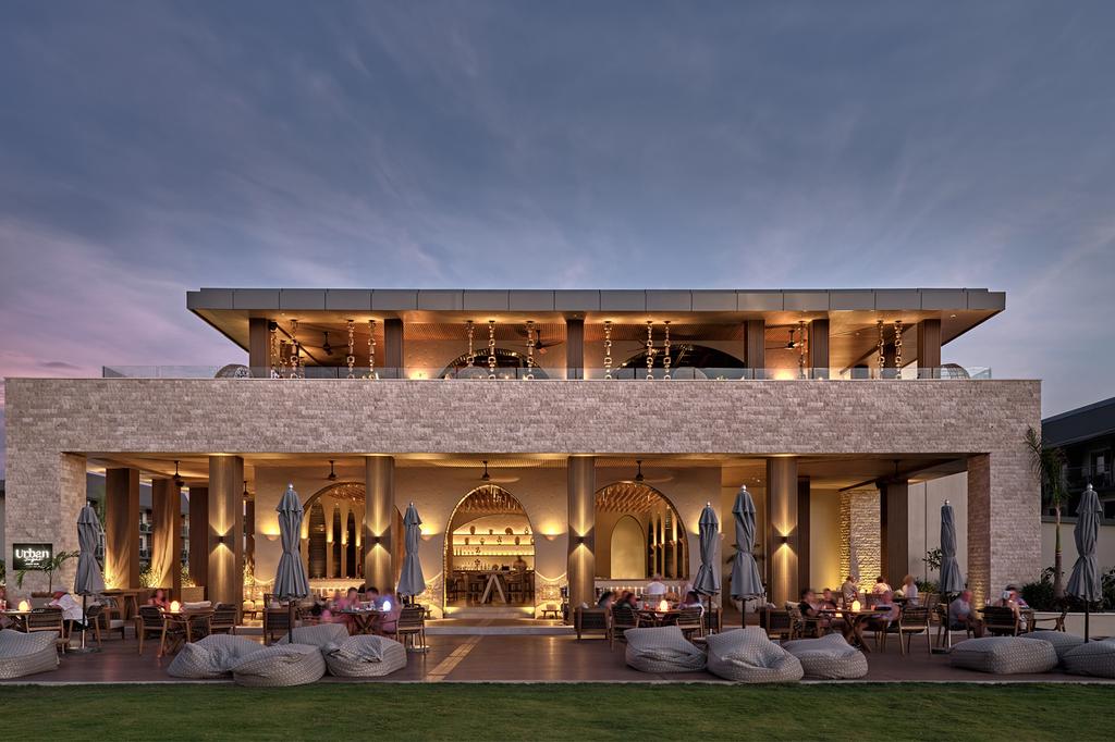 Crowne Plaza Fiji Nadi Bay Resort & Spa, an IHG Hotel image 6