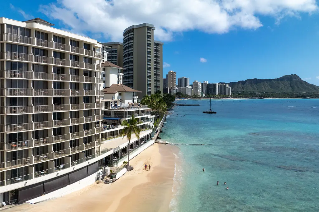 OUTRIGGER Reef Waikiki Beach Resort image 1