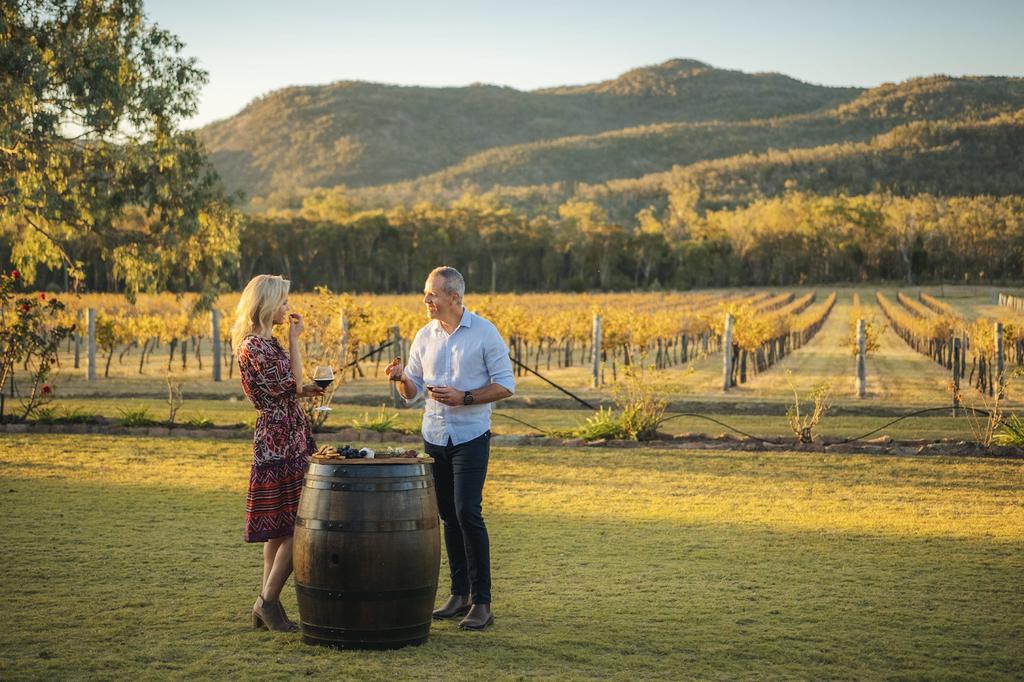 Barrel View Luxury Cabins image 13