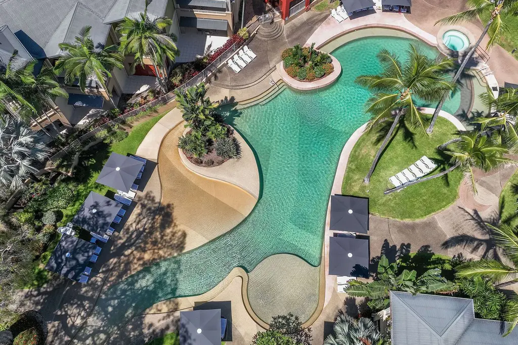 Mantra Amphora Resort image 12