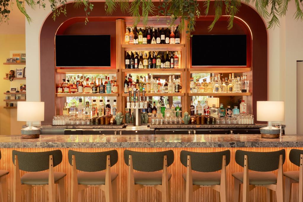 The Ambassador Hotel of Waikiki, Tapestry Collection by Hilton image 4