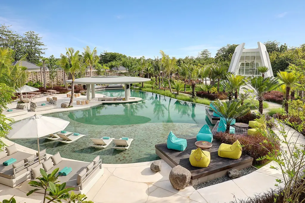 Cross Bali Breakers Resort image 1