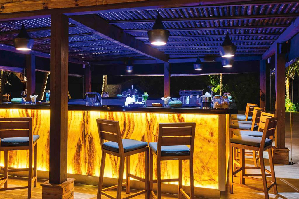 Kuredhivaru Resort & Spa Maldives image 11