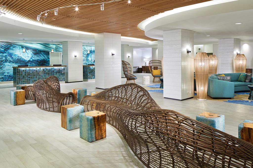 OUTRIGGER Waikiki Beachcomber Hotel image 9