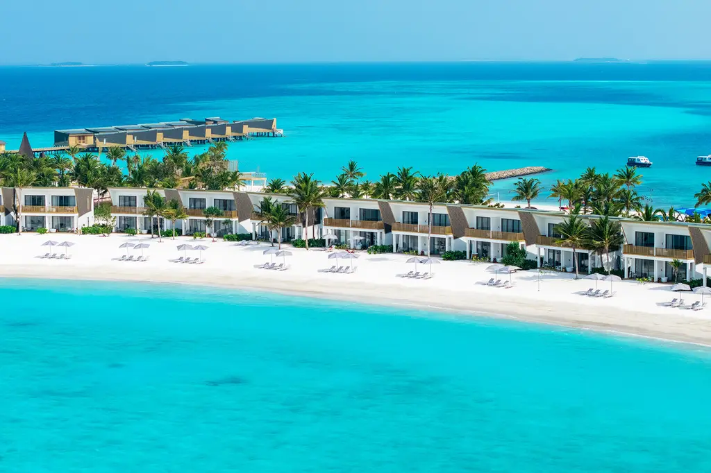 Centara Mirage Lagoon Maldives image 2