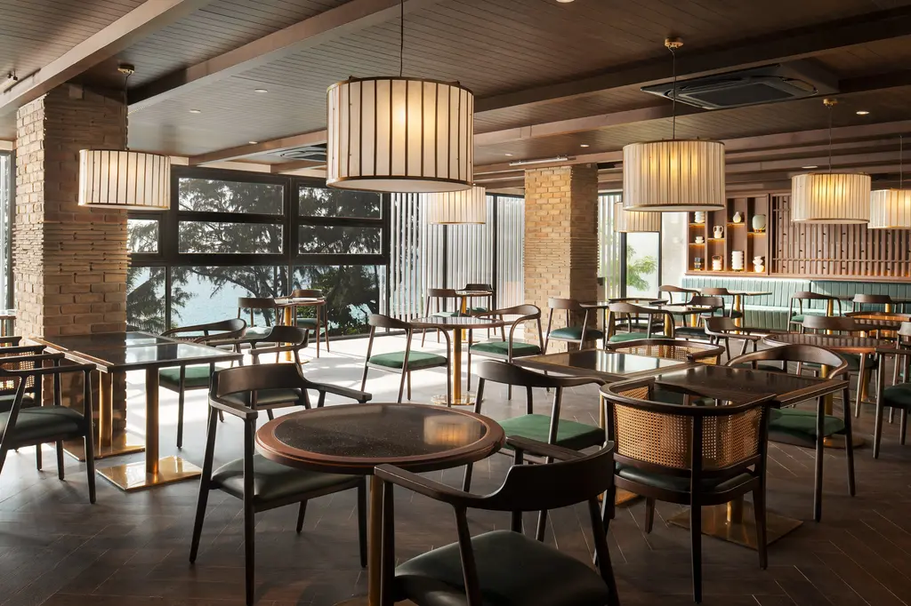 Radisson Blu Resort, Phuket Mai Khao Beach image 8
