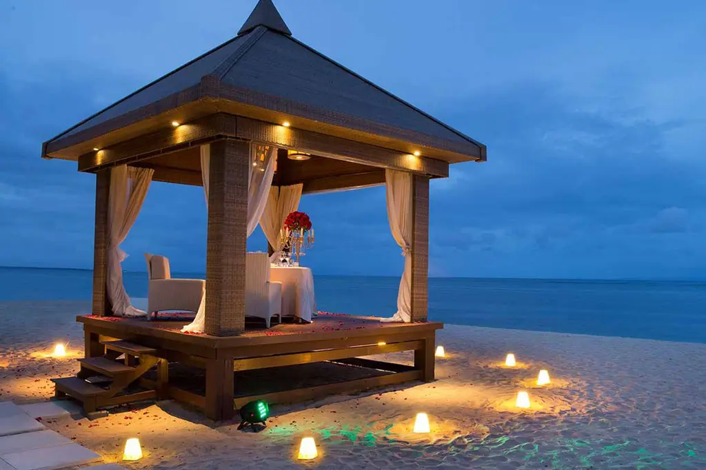 The Royal Santrian Luxury Beach Villas image 8