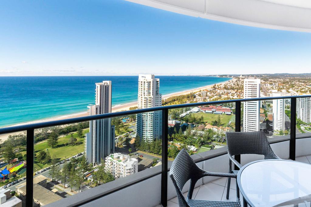 Peppers Broadbeach image 2