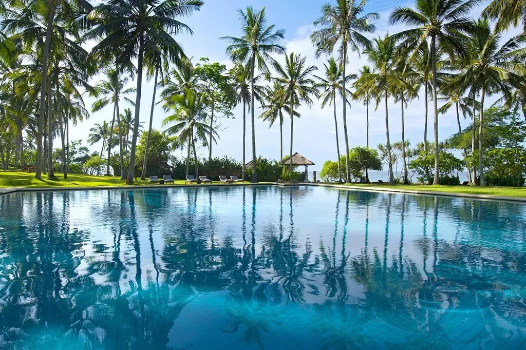 Alila Manggis image 1