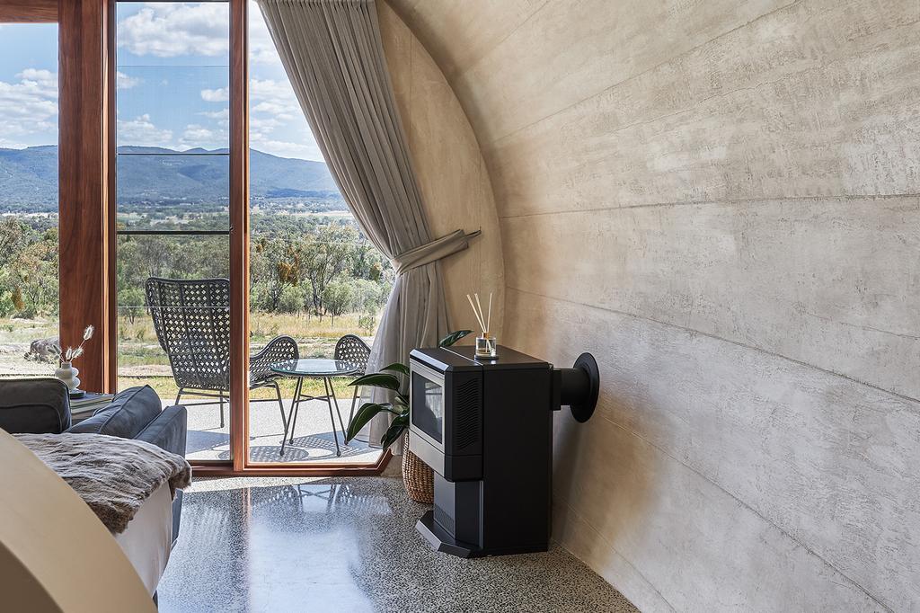 Barrel View Luxury Cabins image 5